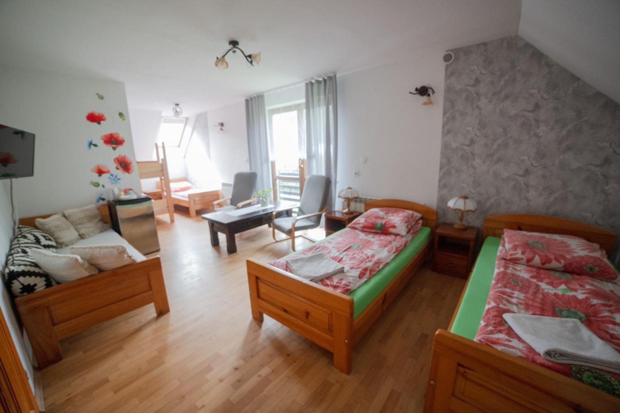 Вілла Wisniowy Gaj Ujanowice Екстер'єр фото
